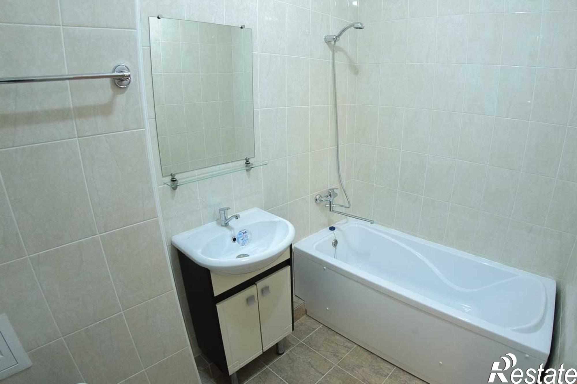 Сдать квартиру за 22 000 рублей на Революционная улица, 163