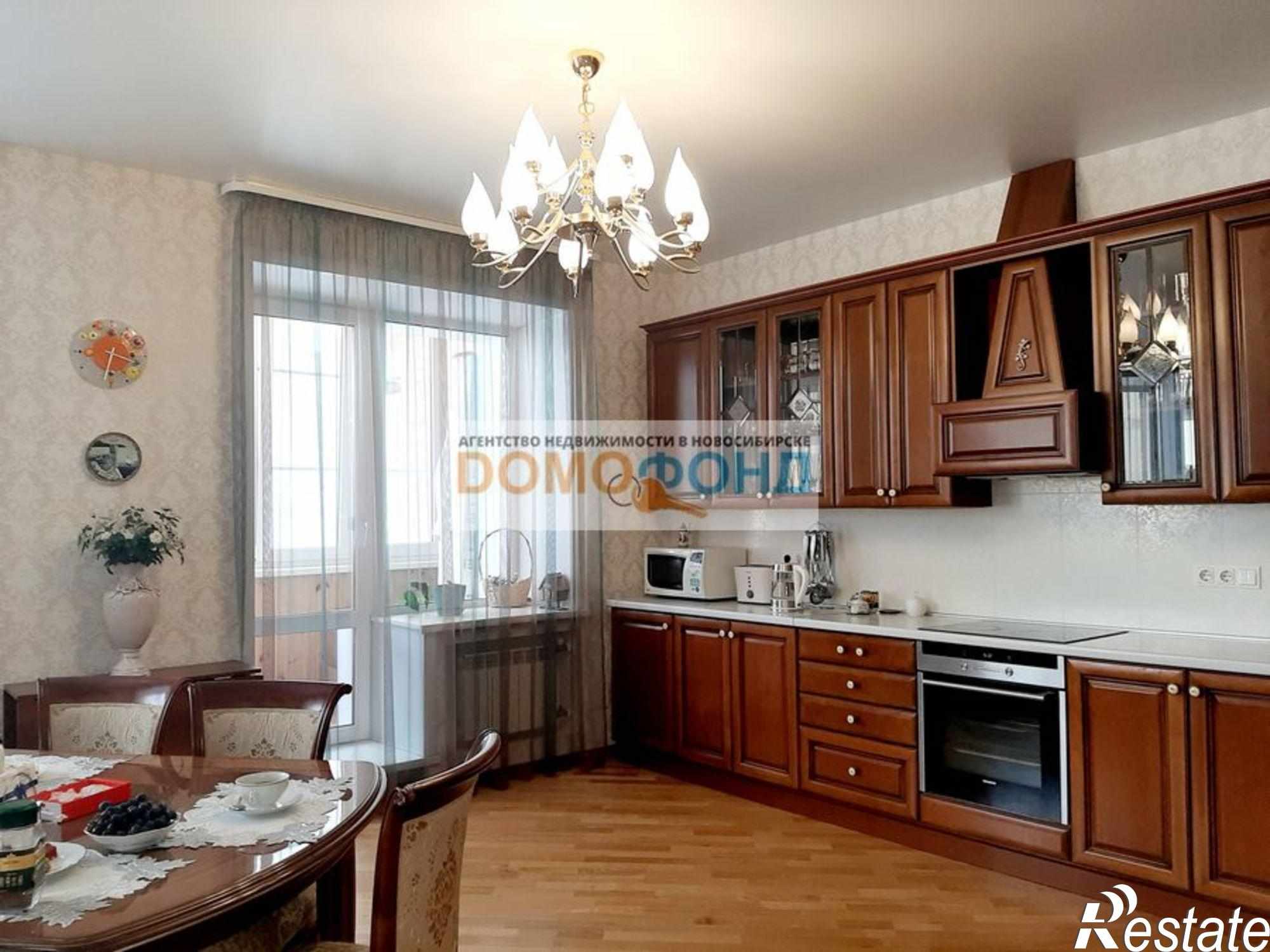 Купить квартиру за 10 500 000 рублей на ул. Семьи Шамшиных,4