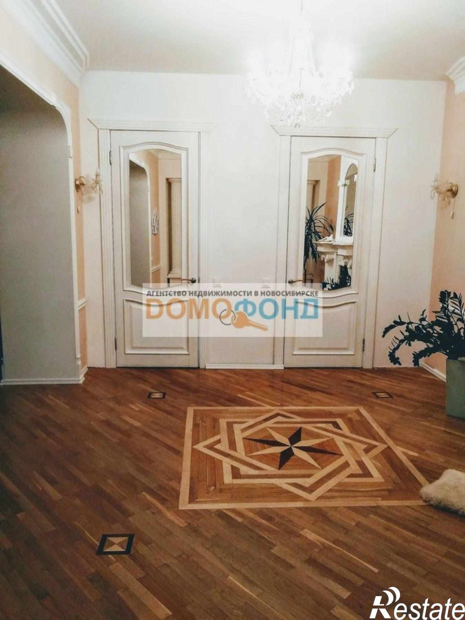 Купить квартиру за 10 500 000 рублей на ул. Семьи Шамшиных,4