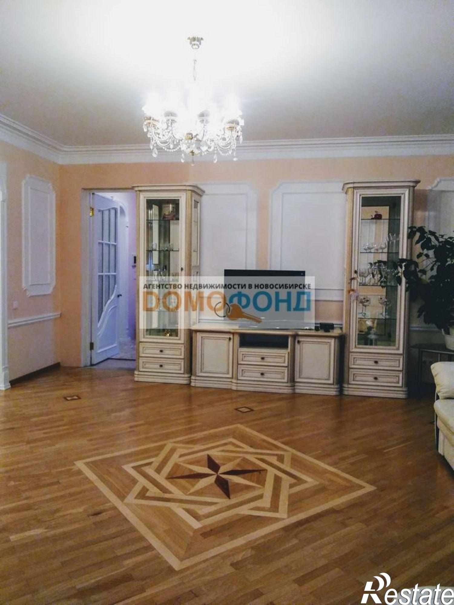 Купить квартиру за 10 500 000 рублей на ул. Семьи Шамшиных,4