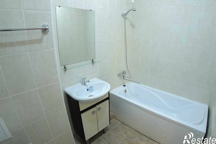 2-комн квартира Революционная улица, 163