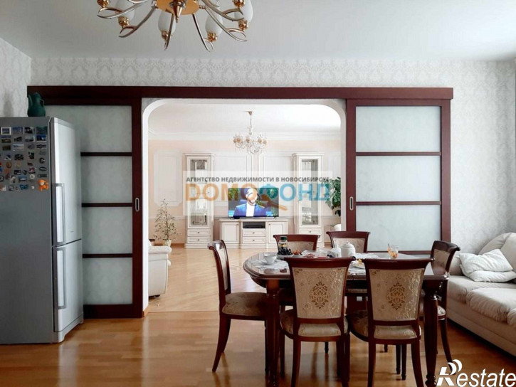 2-комн квартира ул. Семьи Шамшиных,4