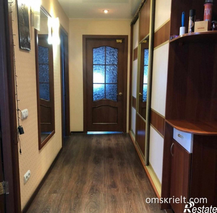 3-комн квартира Дмитриева ул, 20