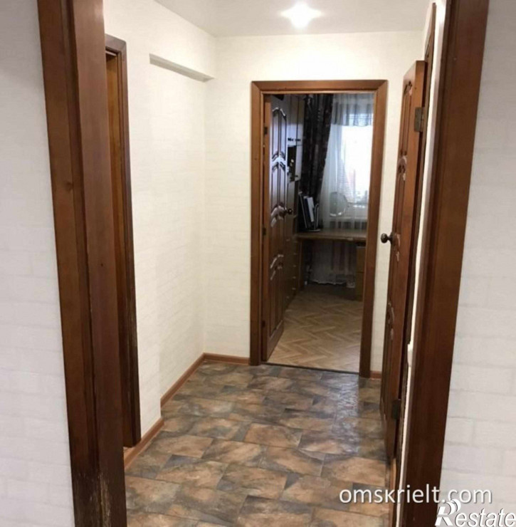 3-комн квартира Бородина ул, 8/2
