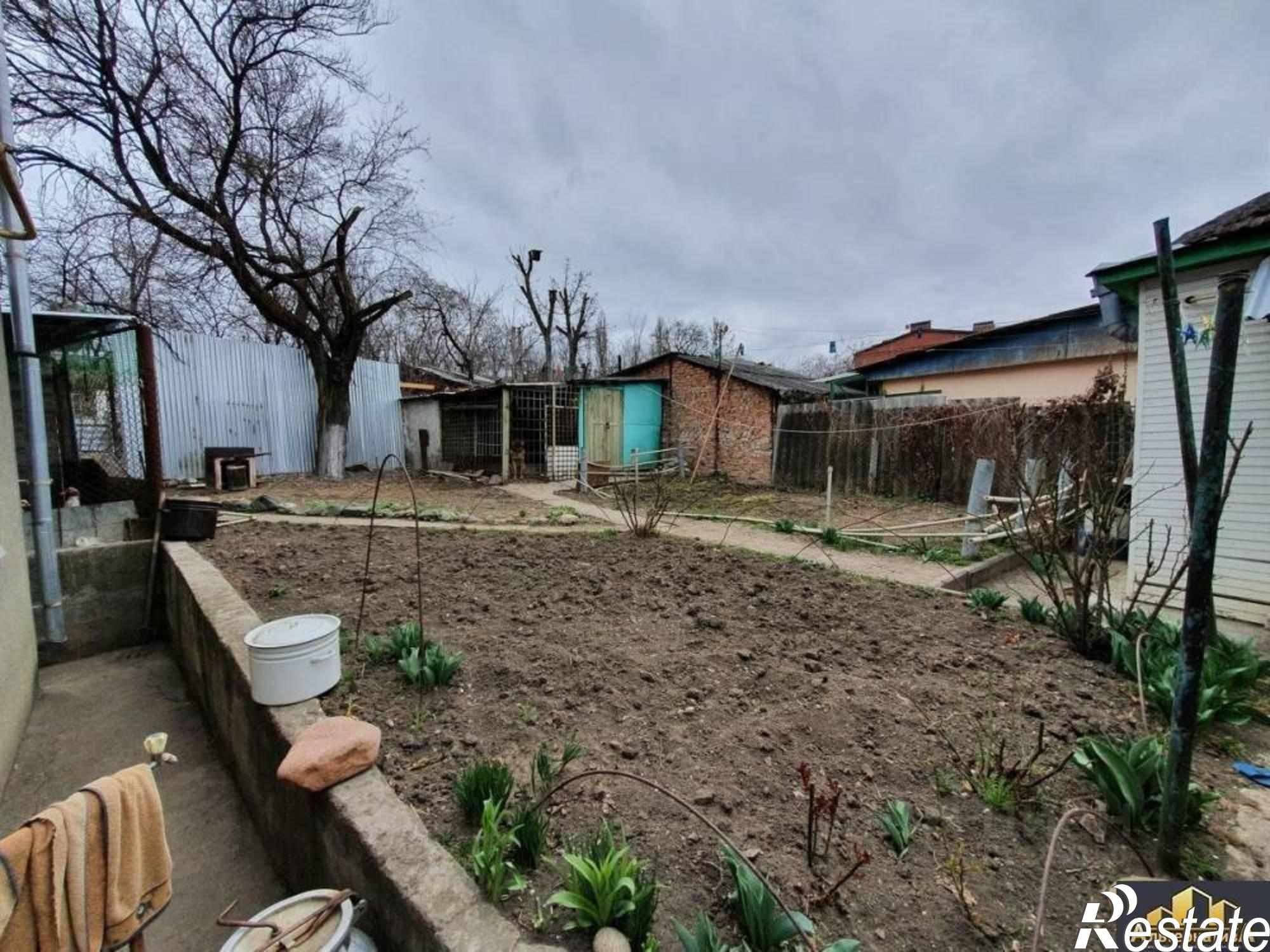 Купить дачу, дом, коттедж за 27 000 000 рублей на Полтавская ул.