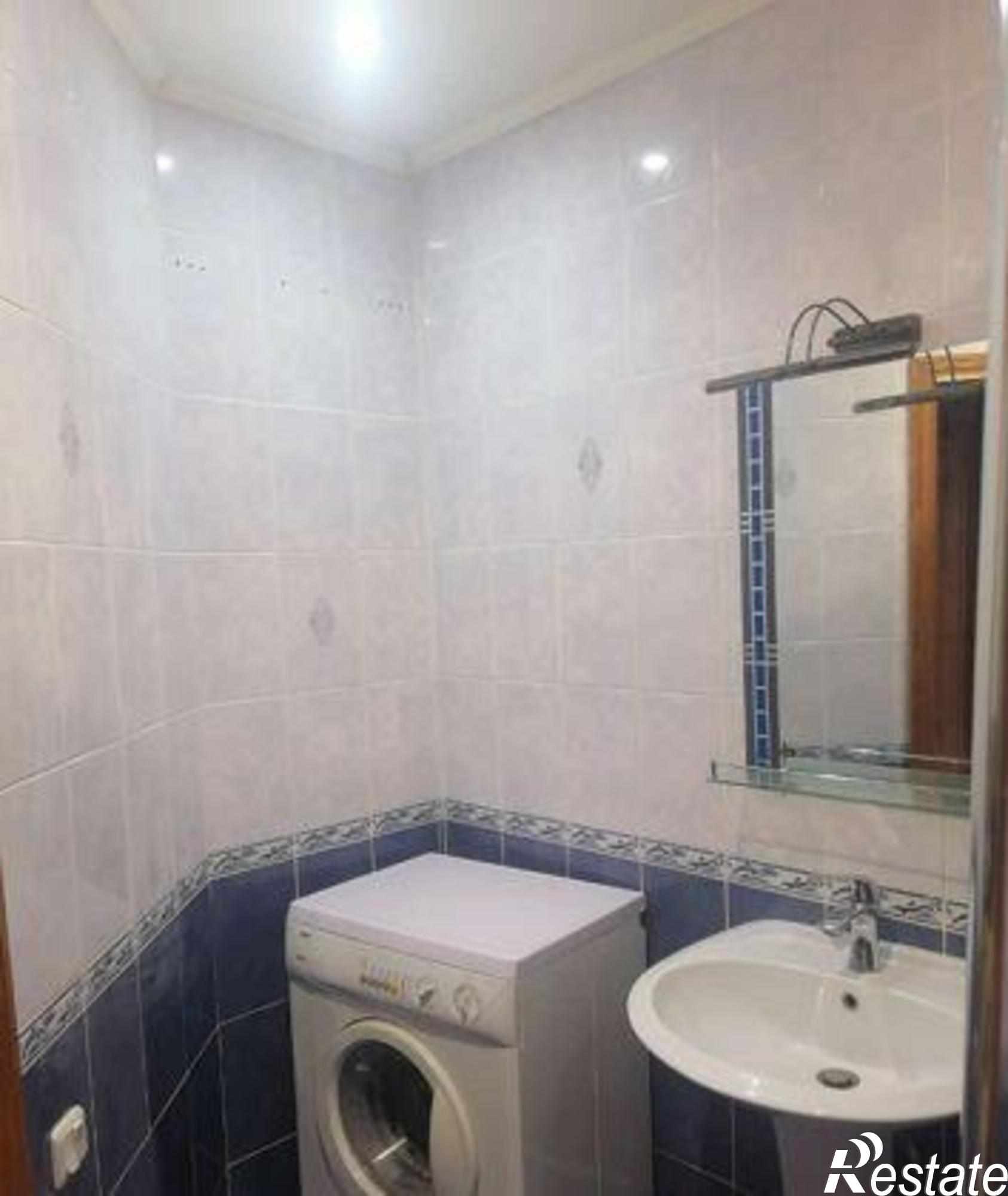 Купить квартиру за 2 300 000 рублей на Казахская улица, 88