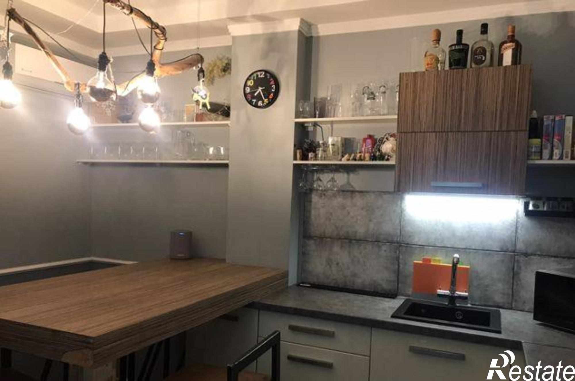 Купить квартиру за 5 900 000 рублей на Орбитальная улица, 13