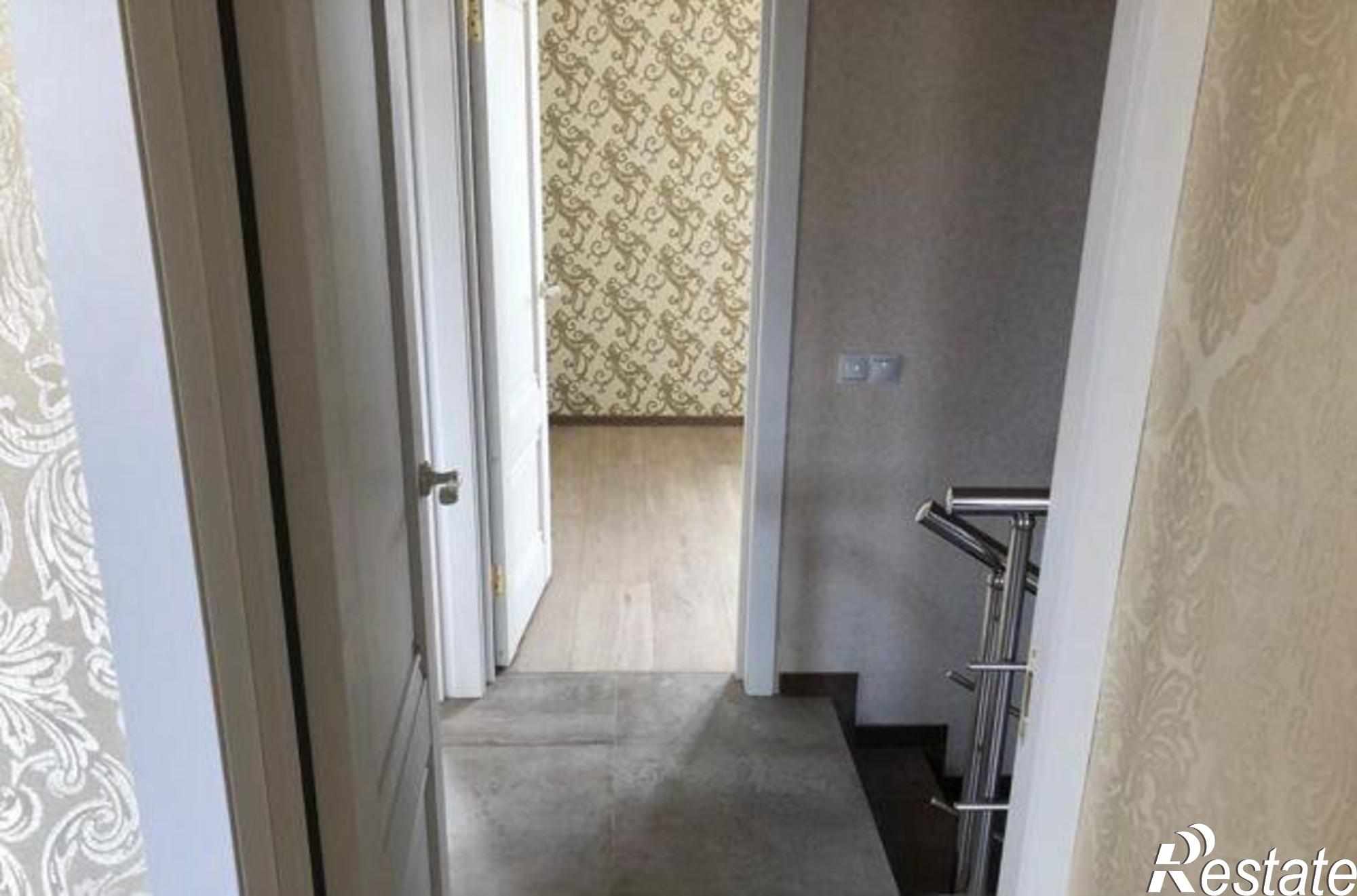 Купить дачу, дом, коттедж за 7 550 000 рублей на улица Гагарина, 242