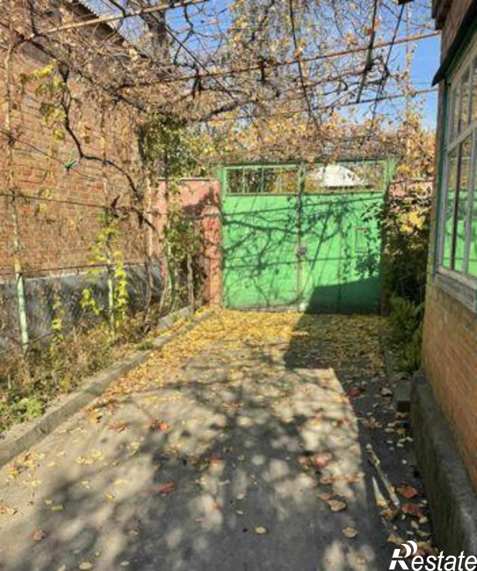 Купить дачу, дом, коттедж за 4 660 000 рублей на Обливская улица, 7