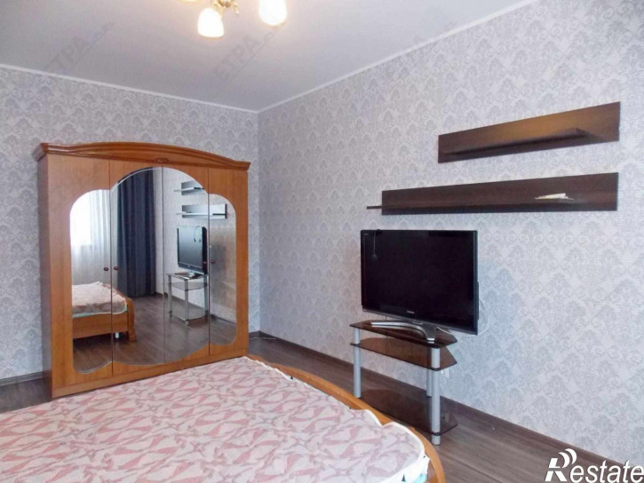 1-комн квартира Аношкина ул, 6