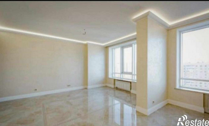 2-комн квартира в новом доме проспект Соколова, 68