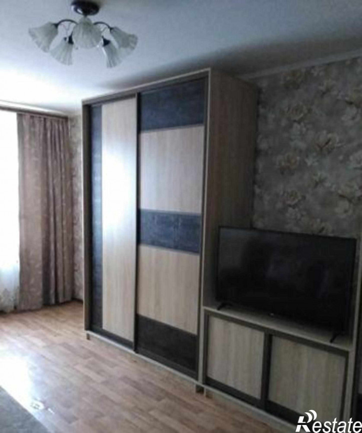 1-комн квартира улица Александра Печерского, 5