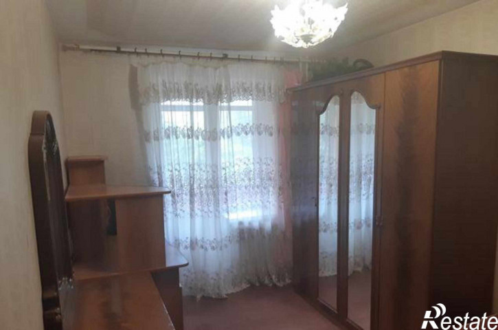 3-комн квартира проспект 40-летия Победы, 91