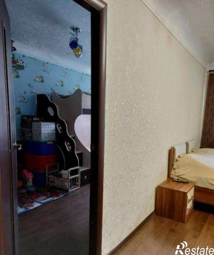 3-комн квартира Алма-Атинская улица, 1