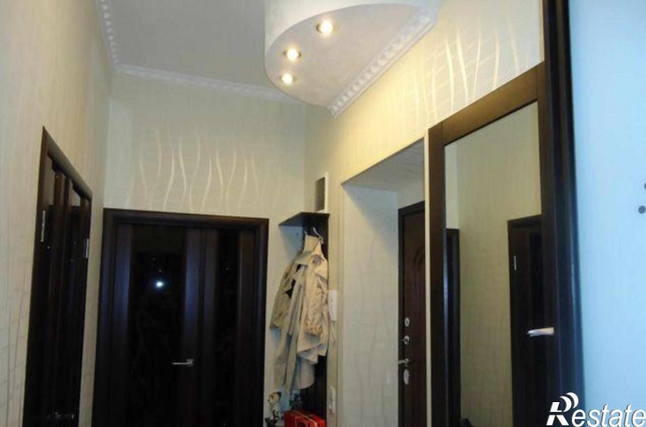2-комн квартира улица 2-я Линия, 4