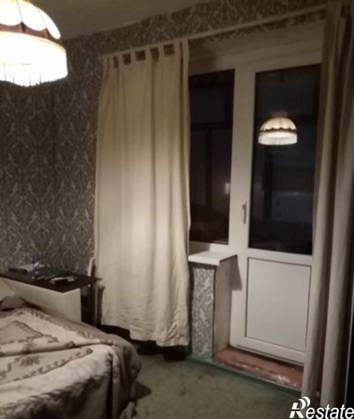 2-комн квартира проспект Космонавтов, 32А