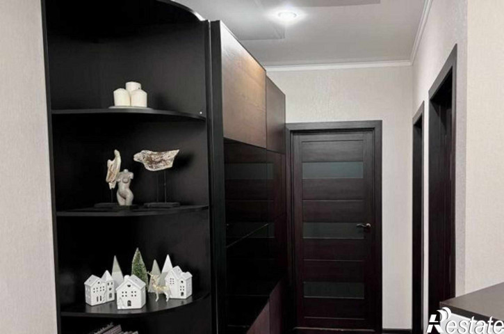 2-комн квартира улица Пацаева, 20А