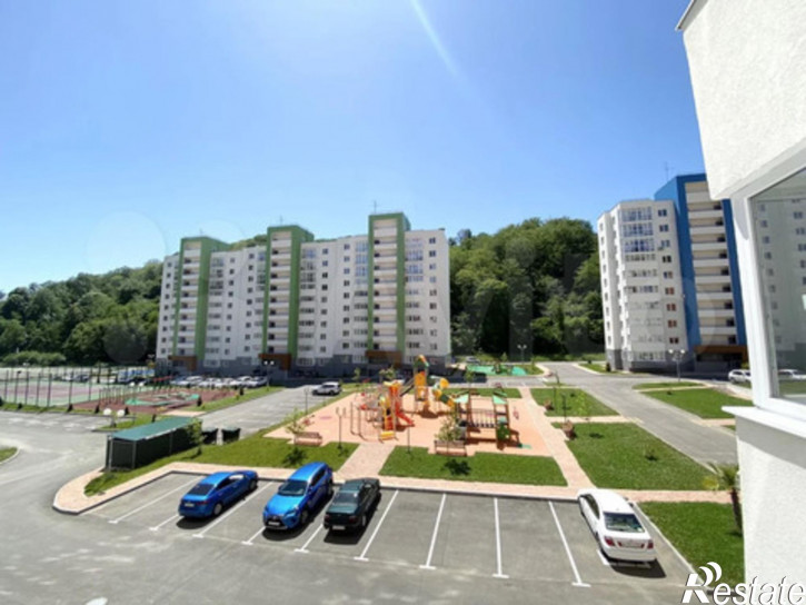 3-комн квартира Тепличная улица,37