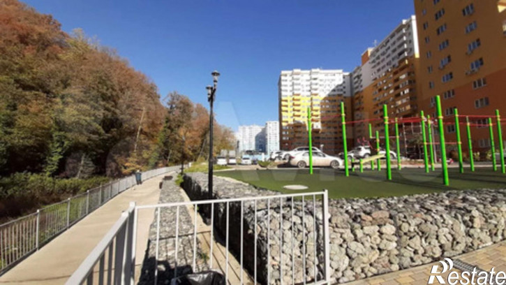 2-комн квартира Тепличная улица,75