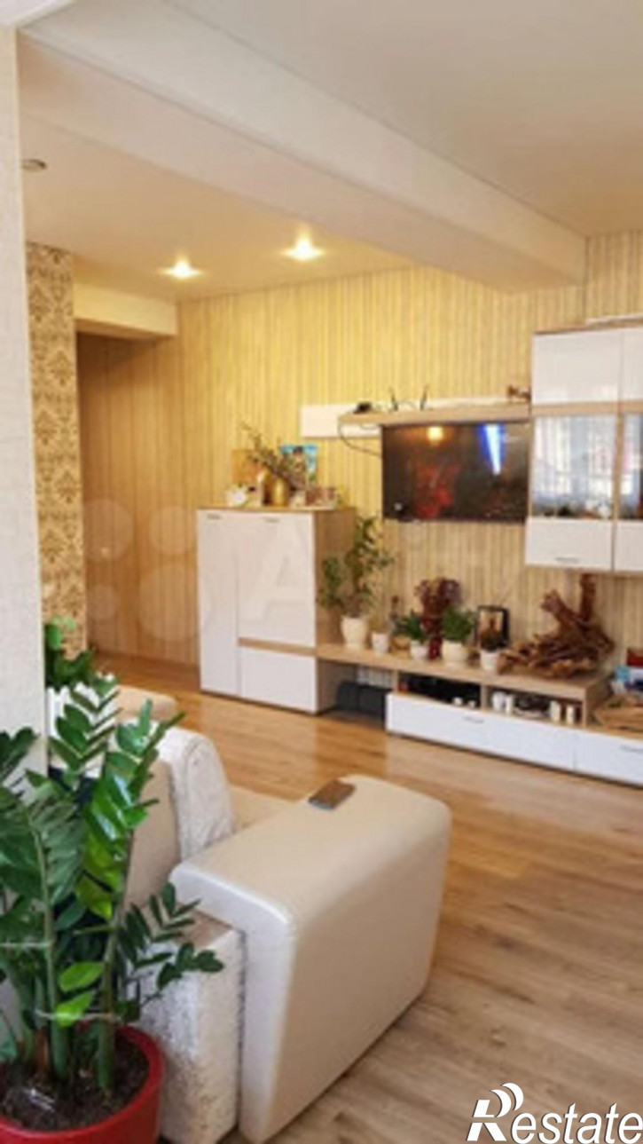 3-комн квартира Мостовой пер.,3А