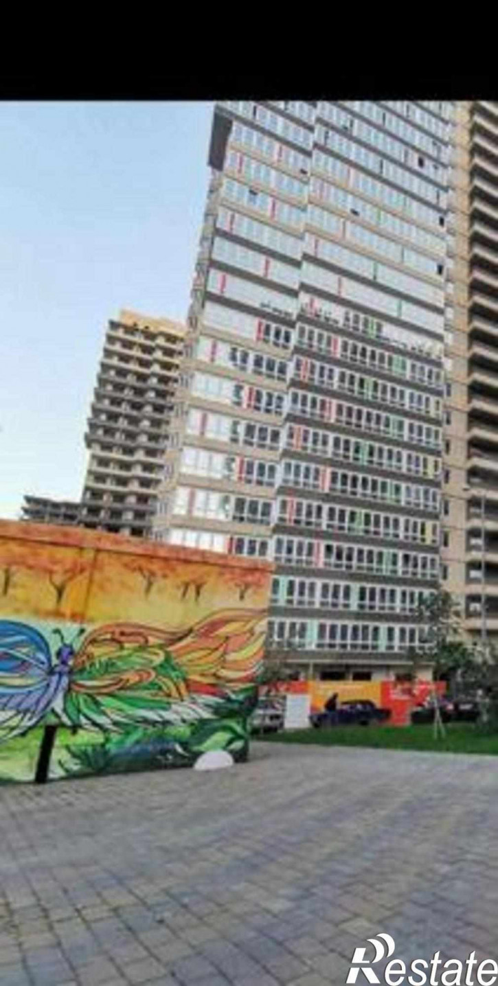 1-комн квартира в новом доме улица им. Героя Яцкова И.В., 3