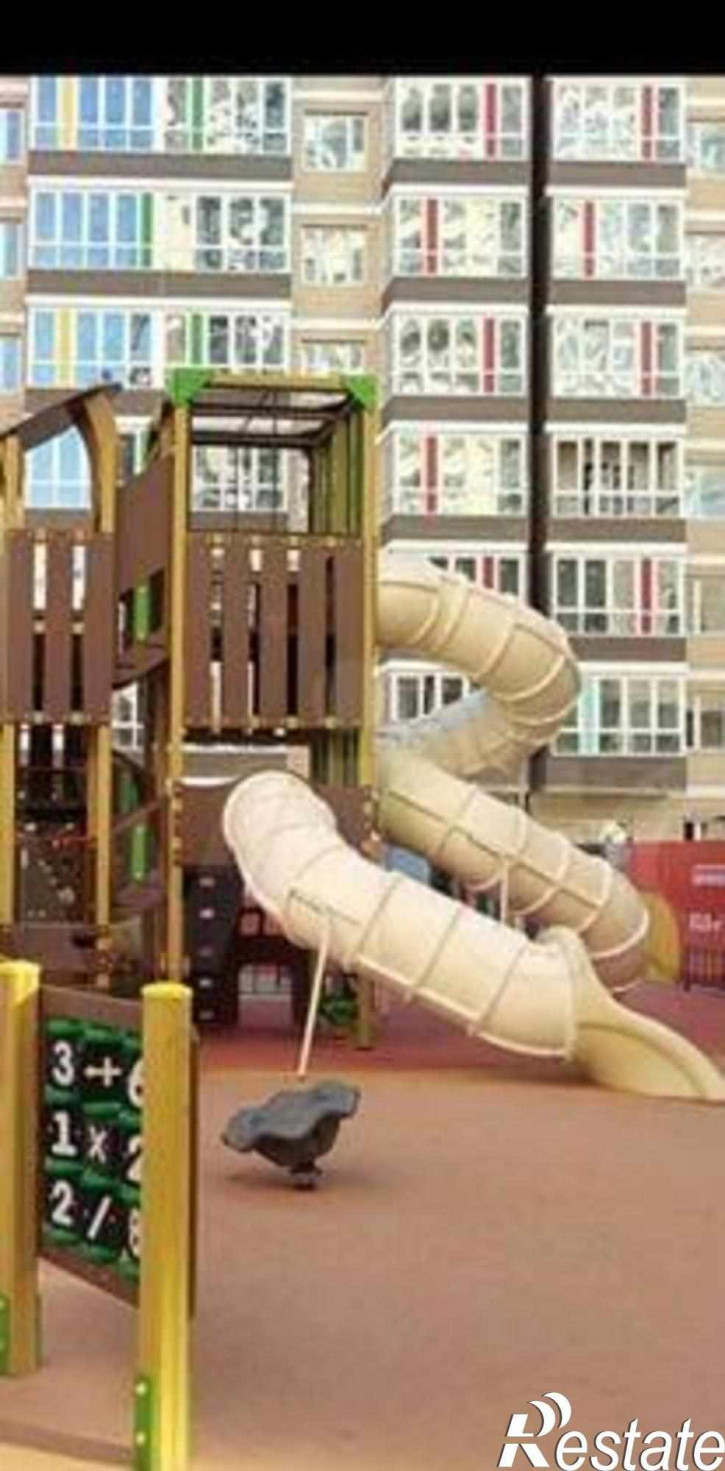 1-комн квартира в новом доме улица им. Героя Яцкова И.В., 3