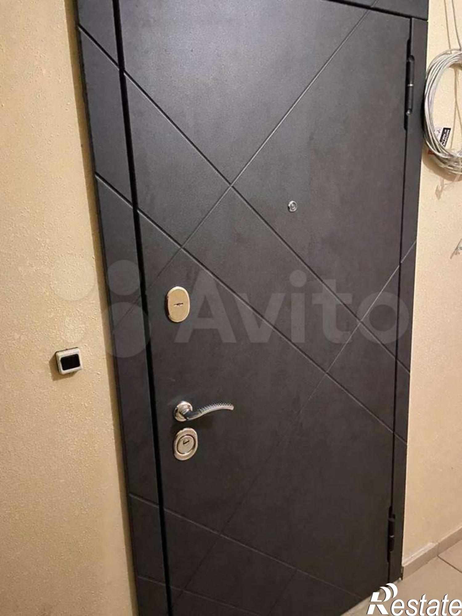 Купить квартиру за 5 560 000 рублей на Кулакова пр-кт, 47/1