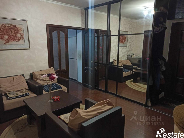 2-комн квартира 45 Параллель ул, 30