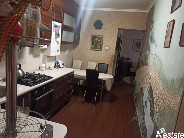 2-комн квартира 45 Параллель ул, 30