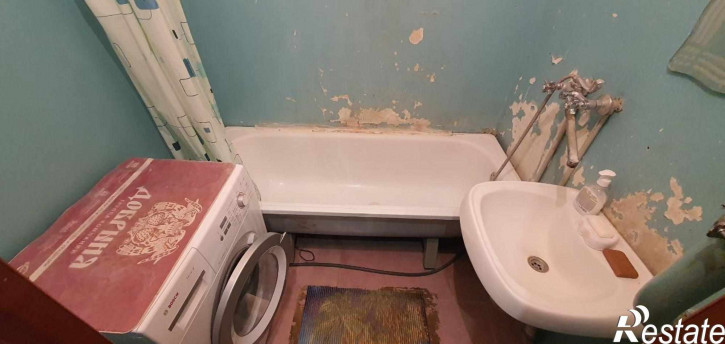 2-комн квартира Есенина улица, 8