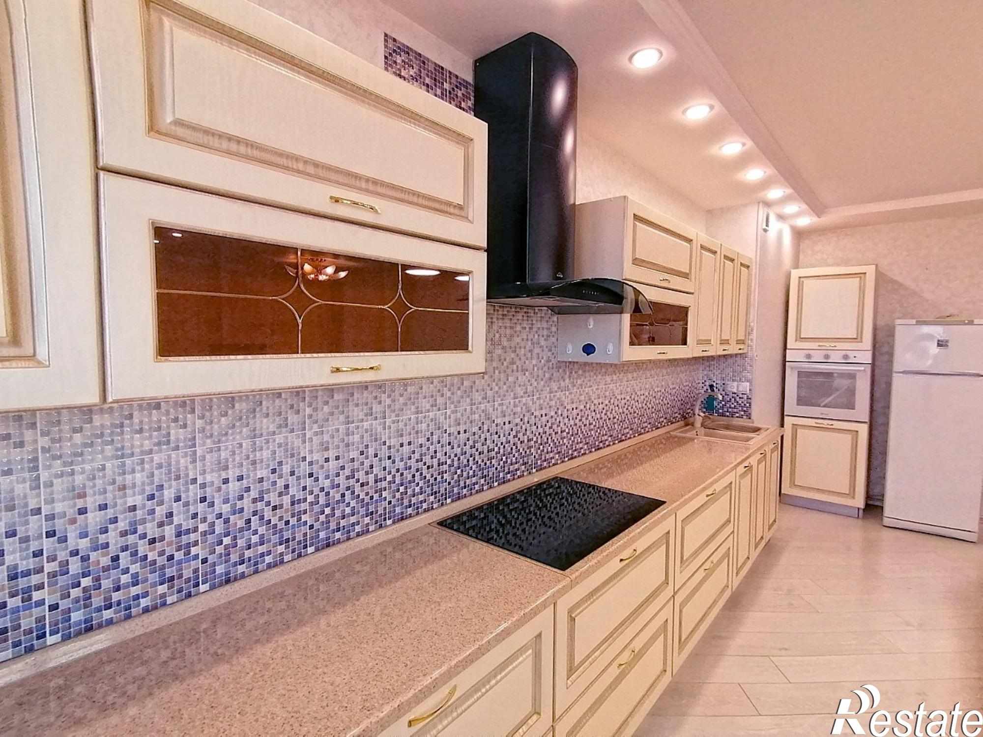 Купить квартиру за 40 000 000 рублей на улица Кирова, 84
