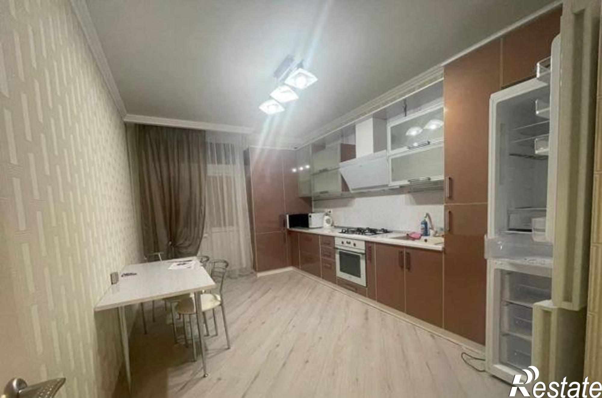 Купить квартиру за 6 750 000 рублей на улица Подвойского, 60