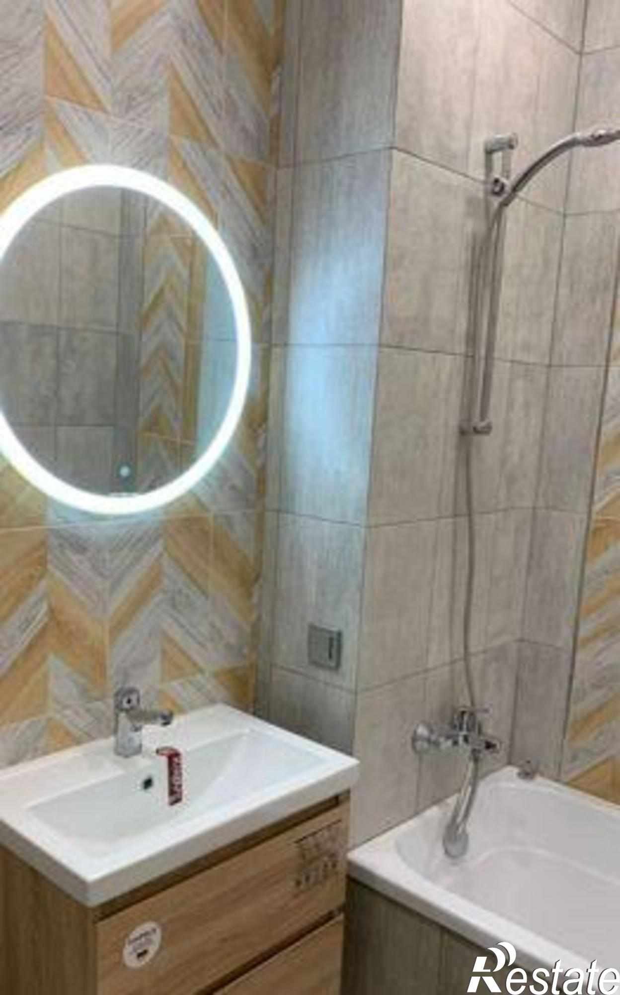 Купить квартиру за 3 900 000 рублей на Гарнизонный переулок, 1А