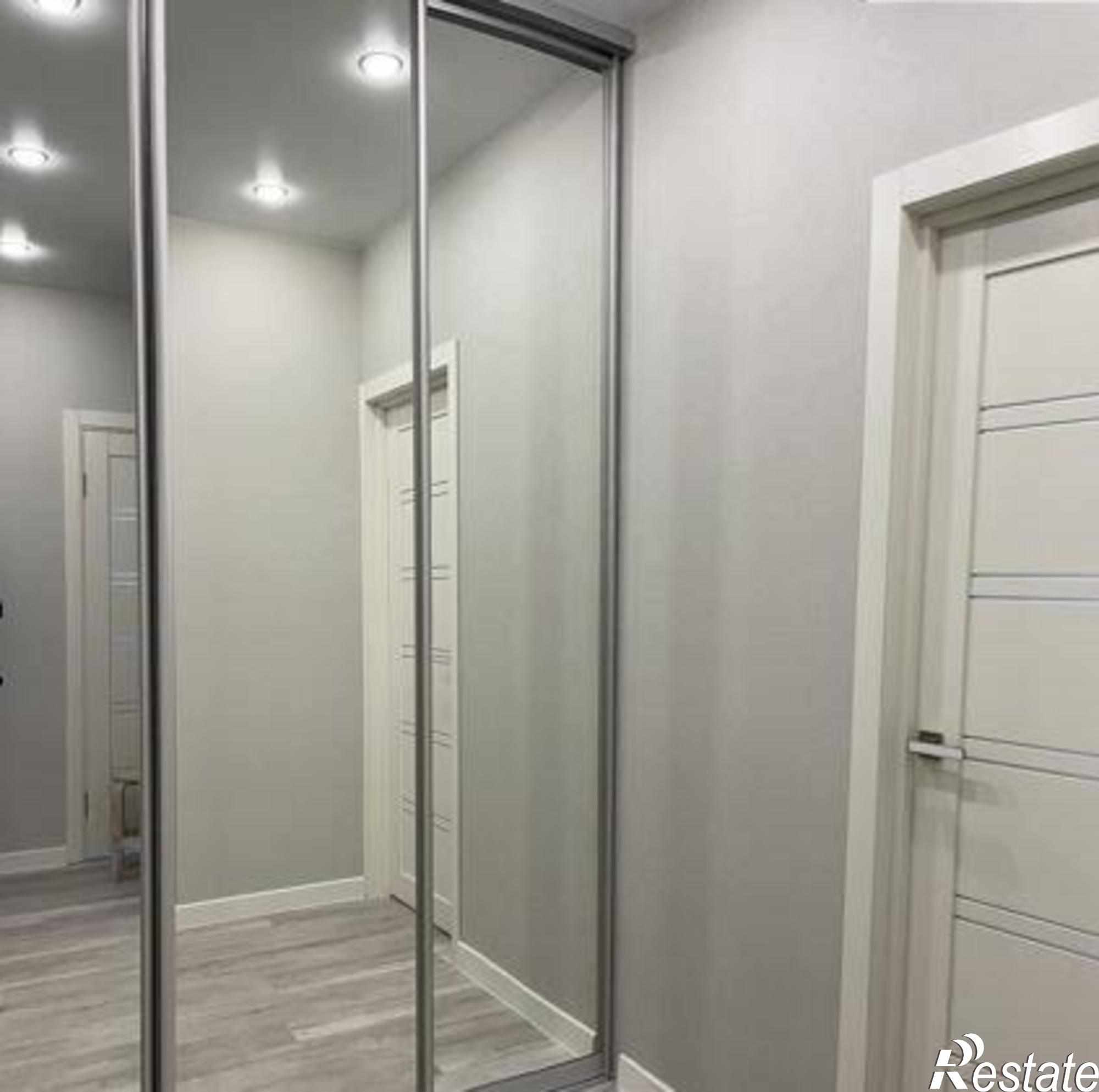 Купить квартиру за 4 550 000 рублей на Таврическая улица, 4