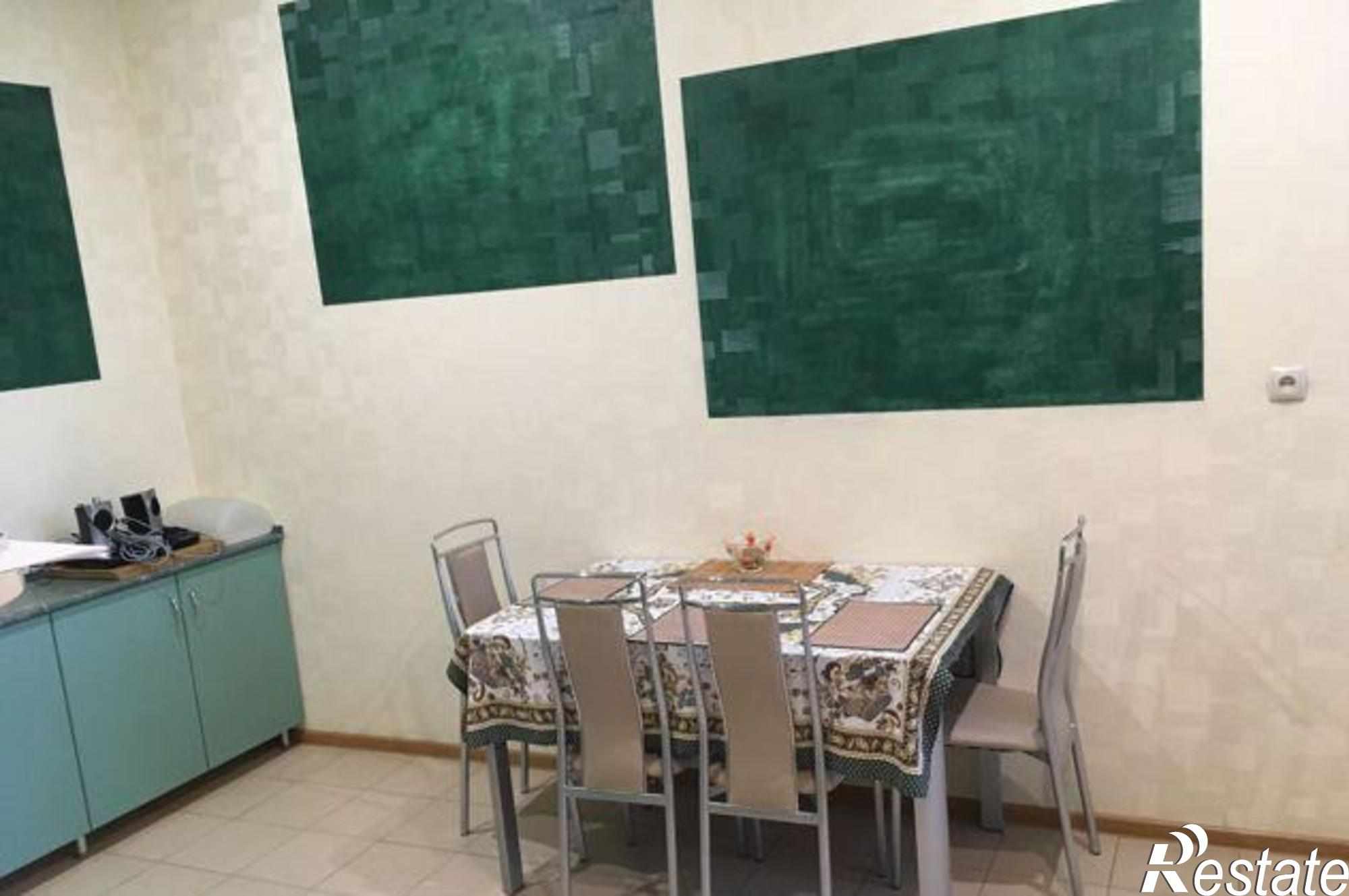 Купить квартиру за 9 850 000 рублей на площадь Гагарина, 6/87