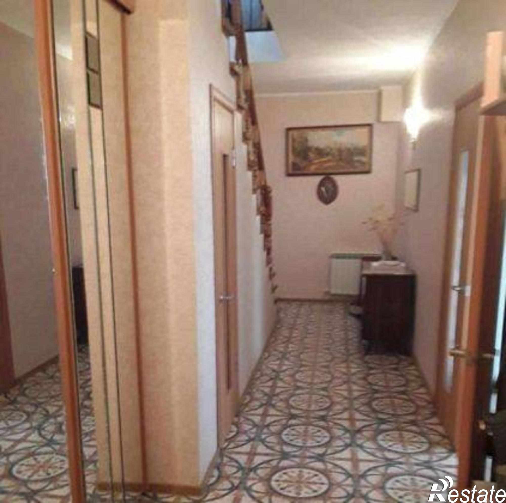 Купить дачу, дом, коттедж за 4 090 000 рублей на Садовая улица, 34