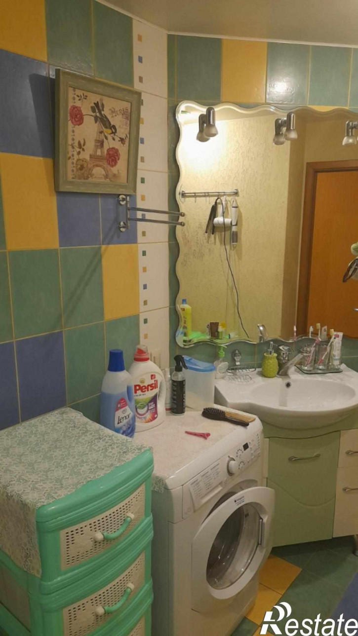 3-комн квартира Калинина ул, 24