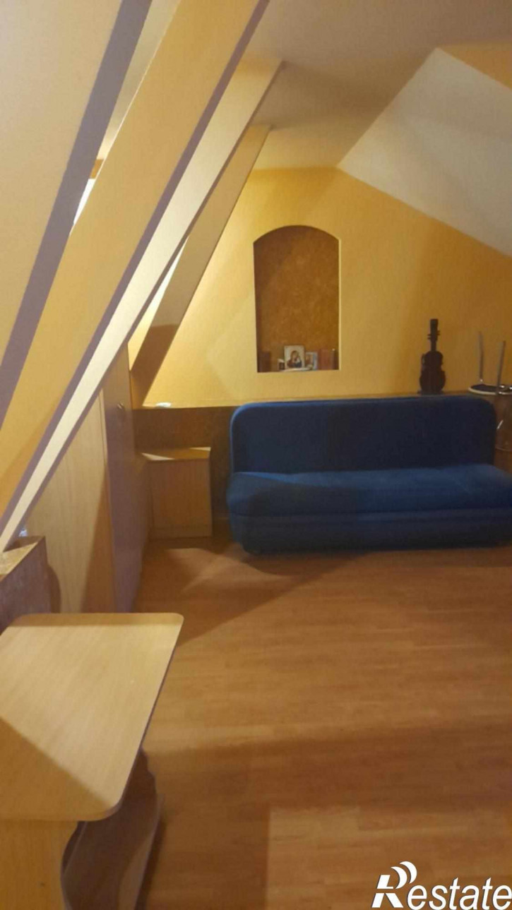 3-комн квартира Калинина ул, 24