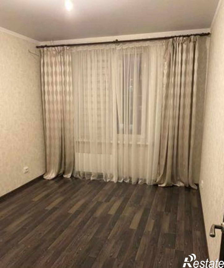 3-комн квартира улица Ткачёва, 16