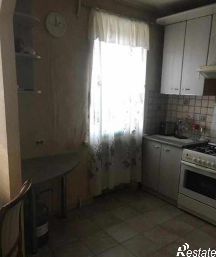 3-комн квартира проспект Стачки, 208