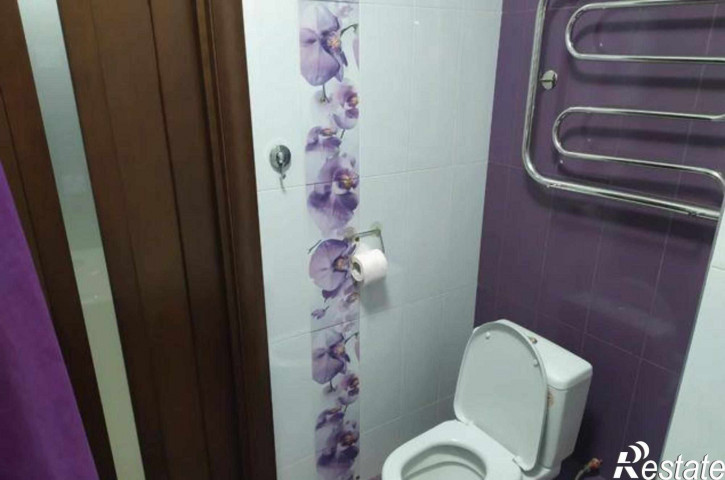 3-комн квартира улица Жданова, 11