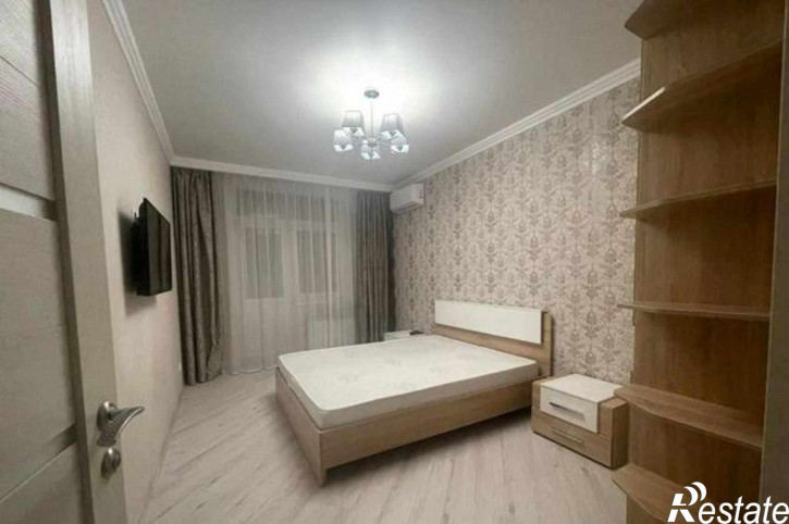 2-комн квартира улица Подвойского, 60
