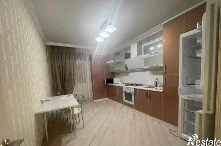 2-комн квартира улица Подвойского, 60