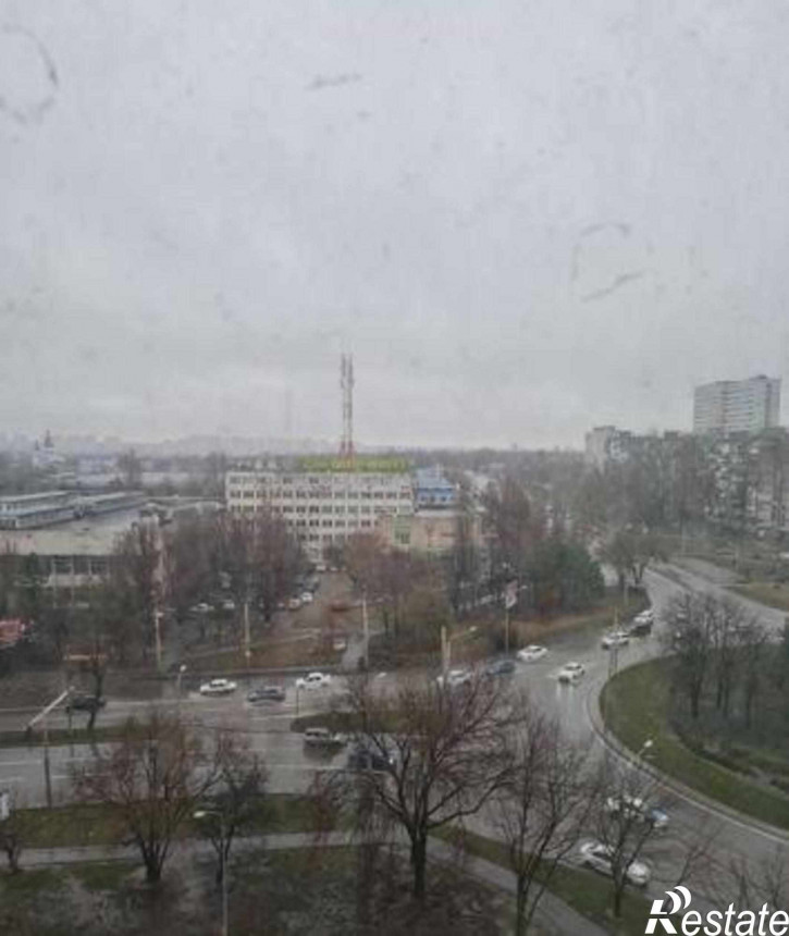 3-комн квартира улица Добровольского, 17