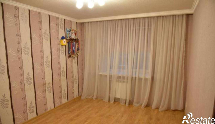 3-комн квартира улица Беляева, 16