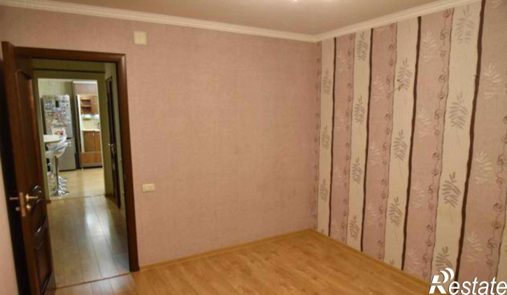 3-комн квартира улица Беляева, 16
