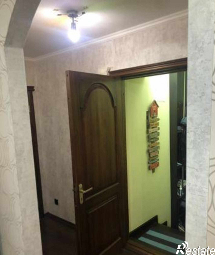 3-комн квартира улица Капустина, 22