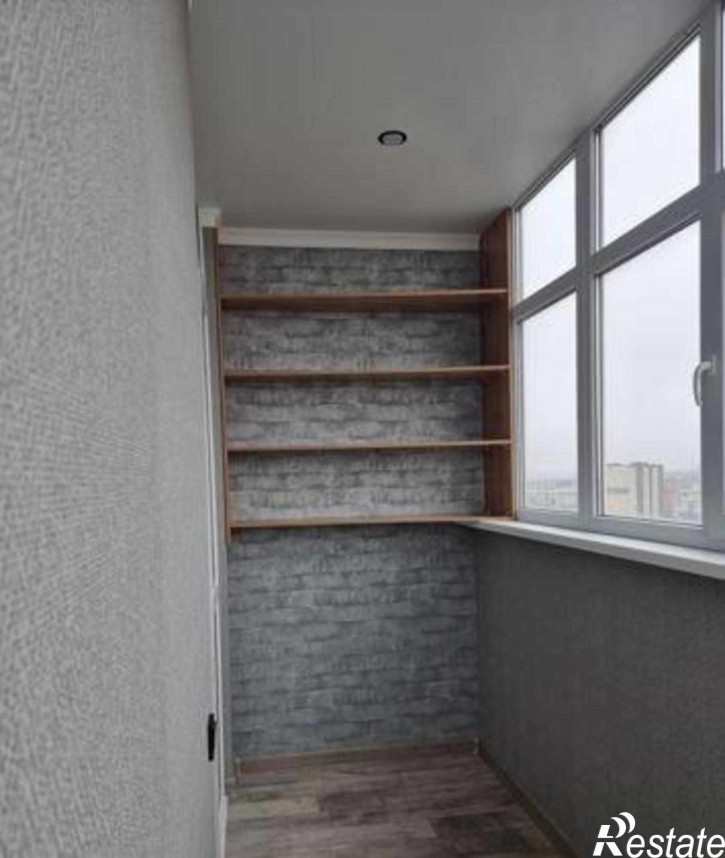 4-комн квартира улица Мечникова, 39Б