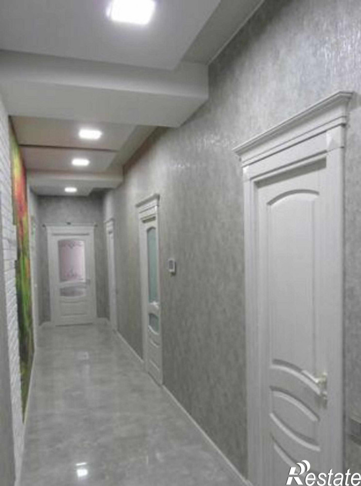 2-комн квартира проспект Космонавтов, 32Б