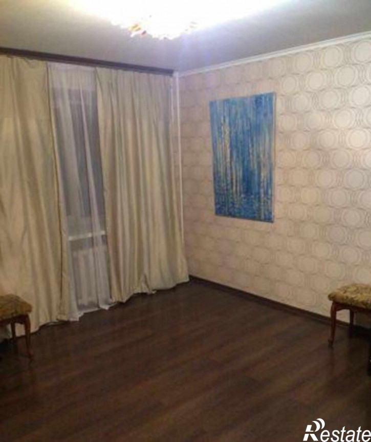 3-комн квартира улица Капустина, 22